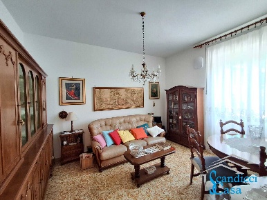Foto Appartamento in Via Tiziano, Scandicci Vingone di 70 m² con 3 locali