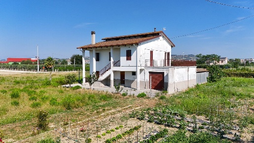 Foto Casa indipendente in Contrada Sentina 6, San Benedetto del Tronto