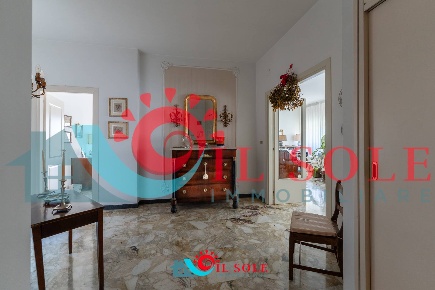 Foto Appartamento a Livorno Calzabigi di 220 m² con 7 locali in vendita