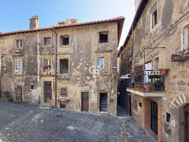 Foto Casa indipendente in Piazza della Rocca 23, Ronciglione Centro