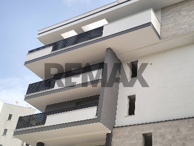 Foto Appartamento in Via Curioni 10, Gallarate Sciarè di 67 m² con 3 locali