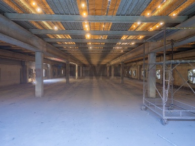 Foto Capannone industriale in via vignola, Monza San Damiano di 1200 m²