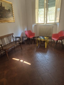 Foto Ufficio in via S . Girolamo, Lucca Piazza Napoleone - San Michele