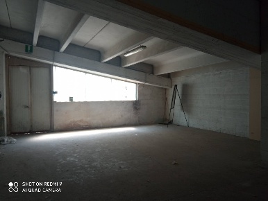 Foto Capannone industriale in VIA AGNESI, Cassina de' Pecchi di 386 m²