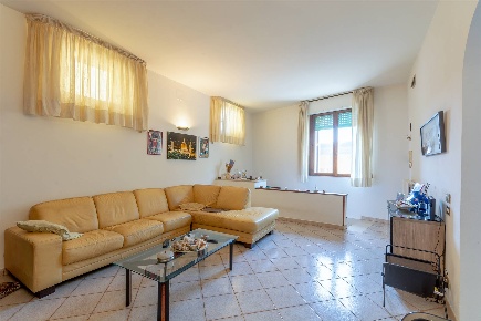 Foto Appartamento in via dei berti 46, Signa Centro di 119 m² con 4 locali