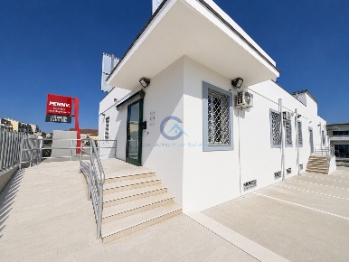 Foto Ufficio in Viale Magna Grecia 247, Catanzaro Fortuna - Corvo di 445 m²