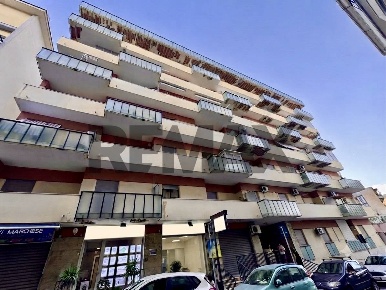 Foto Appartamento in Via Aldo Moro 25, Monreale Centro di 140 m² in vendita