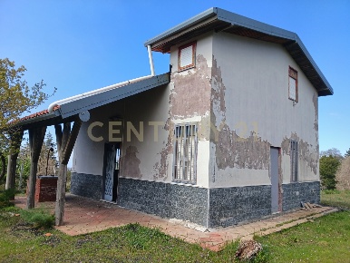 Foto Villa singola in Via Bosco, Ragalna di 122 m² con 3 locali in vendita