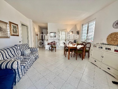 Foto Appartamento a Cecina Marina di Cecina di 80 m² con 5 locali
