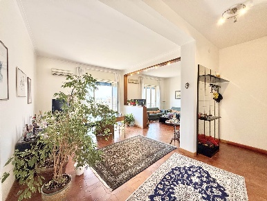 Foto Appartamento in Via Paolo Bentivoglio 64, Catania Gioeni di 132 m²