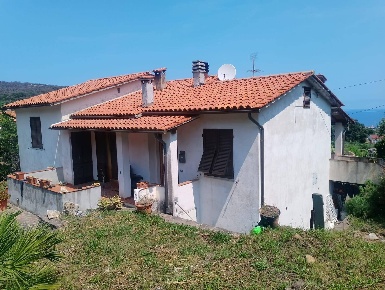 Foto Case semi ndipendenti a Marciana Marina di 124 m² con 7 locali