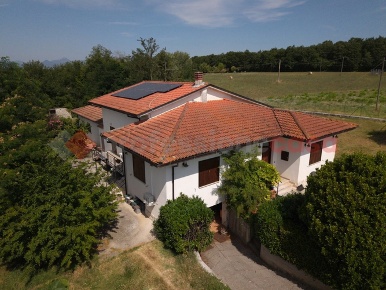 Foto Casa indipendente in Via SELVOTTA 1, Ceprano di 340 m² con 11 locali