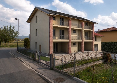 Foto Appartamento in Via Cattarello 4, Chiari Centro di 75 m² con 3 locali