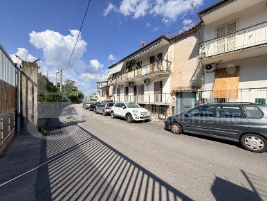 Foto Appartamento in Via Miliscola 00, Bacoli Centro di 70 m² con 3 locali