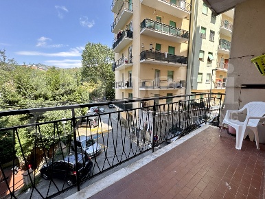 Foto Appartamento in Via dei Platani 41, Genova Staglieno di 65 m²