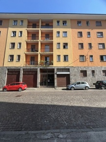 Foto Appartamento in Via Dante Alighieri 8, Biella Centro Storico di 70 m²