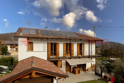 Foto Villa singola in Via Maritani 110, Cumiana Centro di 160 m² in vendita