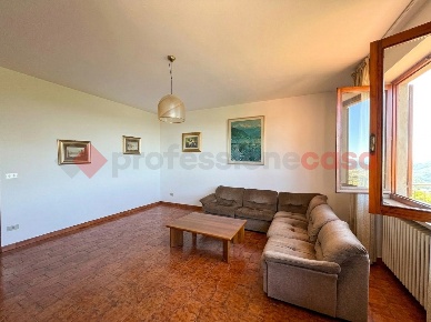 Foto Appartamento in Via GENERALE CANTORE 28, Roverè Veronese Centro