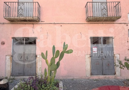 Foto Negozio in Piazza Porta Nuova s/n, Venafro Centro di 32 m² in affitto
