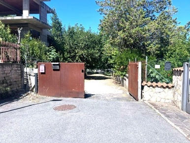 Foto Terreno agricolo in Celleno, Roma Tomba di Nerone di 500 m² in vendita