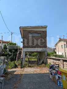 Foto Magazzino in Via PETTORAZZA GRIMANI - Via Roma 00, Pettorazza Grimani