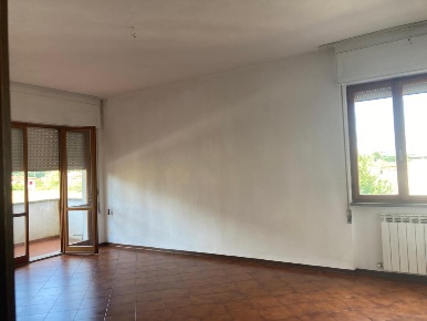 Foto Appartamento a Lucca Santa Maria a Colle - Ponte San Pietro di 125 m²