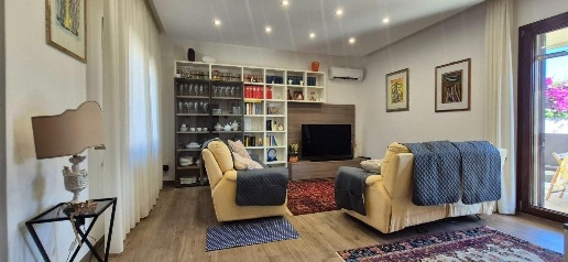 Foto Villa bifamiliare a Grosseto Rispescia di 184 m² con 6 locali