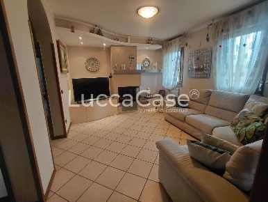 Foto Appartamento a Altopascio Spianate, Ponte ai Pini di 90 m² in vendita