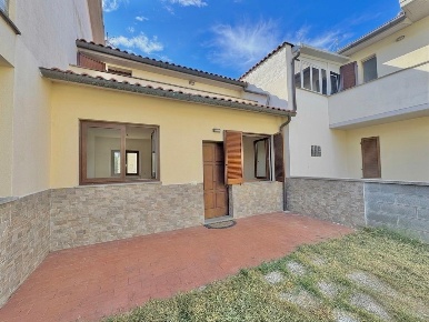 Foto Casa indipendente a Ponsacco Centro di 94 m² con 5 locali in vendita