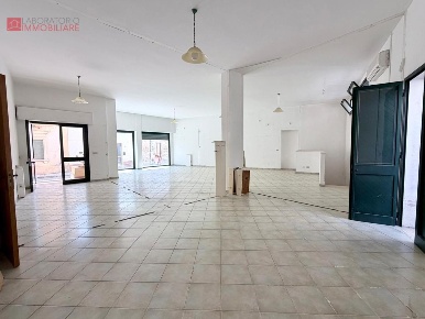 Foto Appartamento a Cavallino Centro di 302 m² con 5 locali in vendita