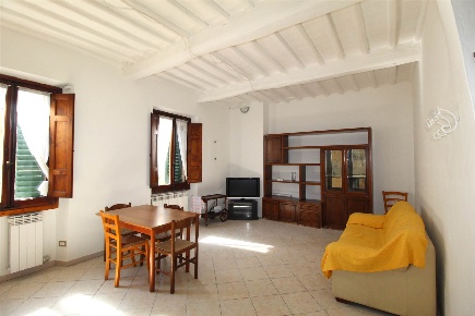 Foto Appartamento a Poggibonsi Centro di 80 m² con 3 locali in vendita