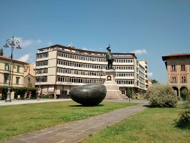 Foto Locale commerciale a Pisa San Martino di 60 m² con 1 locali in affitto