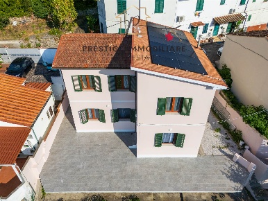 Foto Villa unifamiliare a Livorno Montenero Basso - Montenero Alto