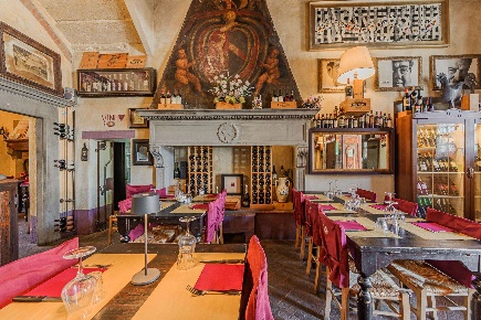 Foto Attività commerciale a Barberino Tavarnelle Vico D'Elsa di 120 m²