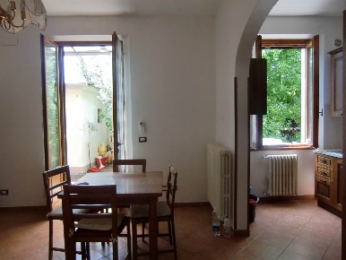 Foto Appartamento a Montevarchi Levanella di 75 m² con 4 locali in vendita