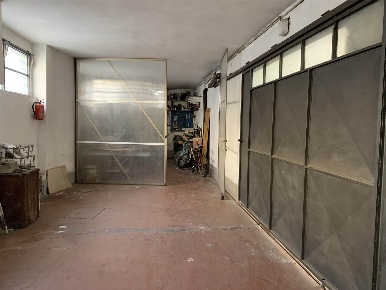 Foto Magazzino a Vigevano Centro di 200 m² con 2 locali in vendita
