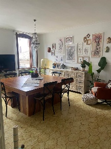 Foto Case semi ndipendenti a San Benedetto Po Centro di 200 m² con 8 locali
