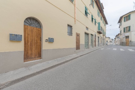 Foto Magazzino a Firenze Chiantigiana - Ponte a Ema di 120 m² con 1 locali