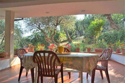 Foto Villa unifamiliare a Massarosa Massarosa Paese di 400 m² con 15 locali