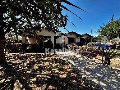 Foto Villa unifamiliare in C.da Caitina Via Fabrizio 20, Modica di 92 m²
