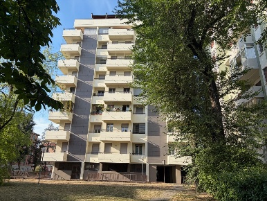 Foto Appartamento in Viale Olimpia, Reggio nell'Emilia Mirabello di 128 m²