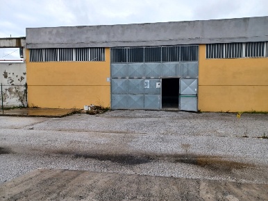 Foto Capannone industriale in Via Nazionale 2, Aulla Centro di 1350 m²