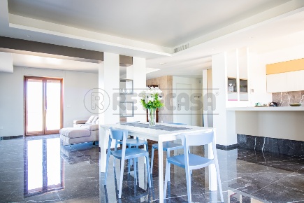 Foto Attico in Via Vecchia Corato  119/I, Bisceglie di 140 m² con 4 locali