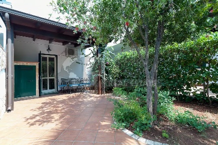 Foto Villa unifamiliare in VIA TRAMONTI, Nardò di 75 m² con 3 locali