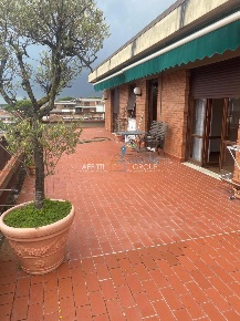 Foto Attico in Via Magliano 19, Massa Marina di Massa Centro di 120 m²