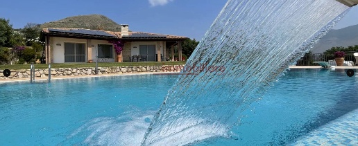 Foto Villa unifamiliare in San Cristoforo, Itri di 100 m² con 3 locali