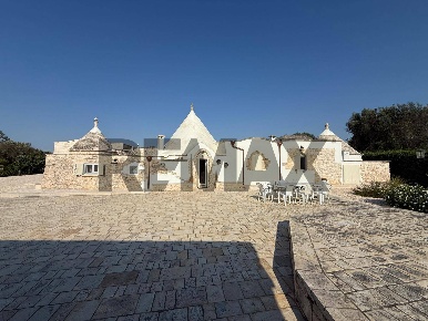 Foto Chalet in Contrada Facciasquata SNC, Ceglie Messapica di 190 m²