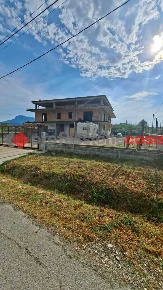 Foto Villa bifamiliare in Via Monne snc, Pignataro Interamna di 130 m²