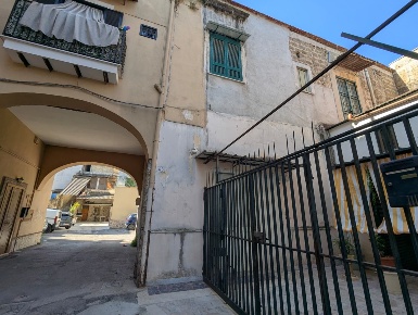 Foto Appartamento a Caivano Centro di 40 m² con 1 locali in vendita