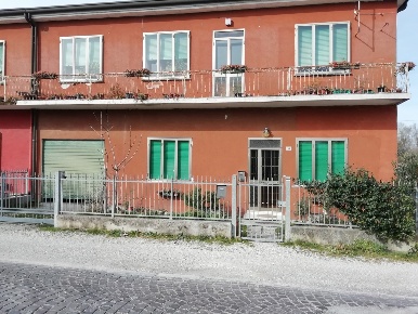 Foto Appartamento in Via CAVARZERE Via Piave 00, Cavarzere Centro di 191 m²